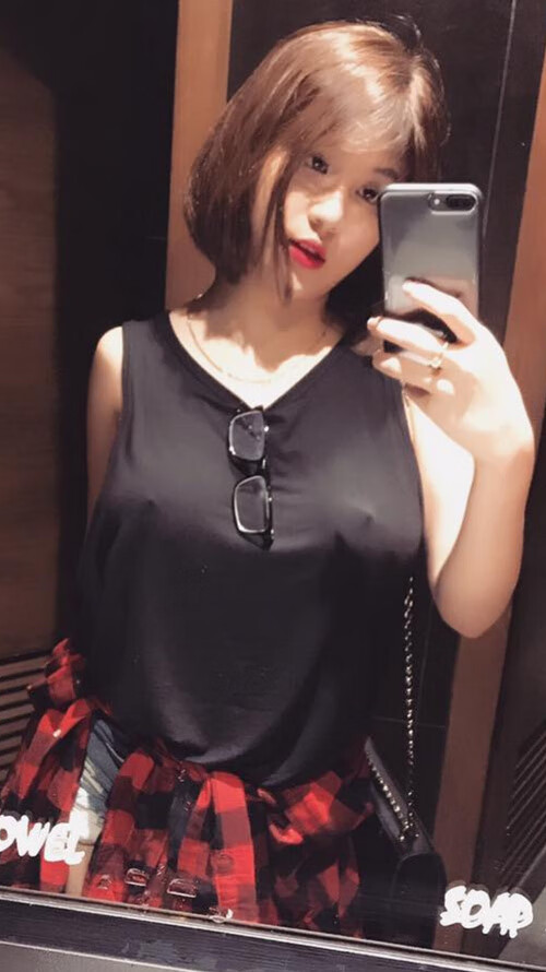 乐鱼电竞在线平台-隆戈：超越时代的边锋，成为新西兰橄榄球的标志性人物，隆多橄榄球